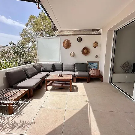 Apartment Le Rivage - A 50m De La Des Salins - Piscine Hyeres